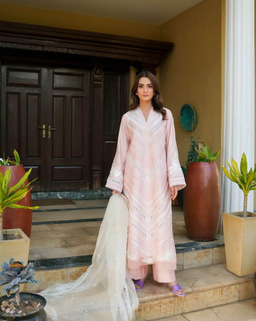 Pink Chevron Pleated Lace Embroidered Loomnet Kurta