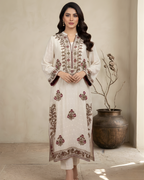 Off White Tilla Resham Floral Jaal Loomnet Kurta Set