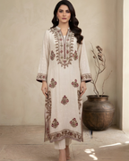 Off White Tilla Resham Floral Jaal Loomnet Kurta Set