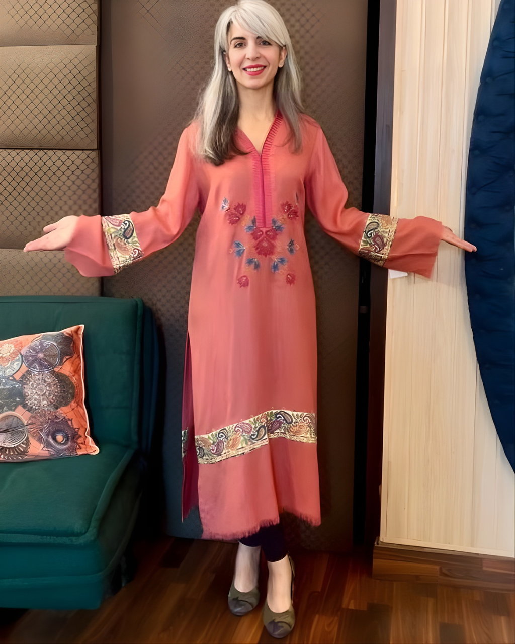 Peach  Pashmina Kurta with Pink Adda Handwork & Floral Embroidery