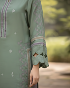 Sea Green Ruffle Cutwork Silk Kurta Set – Purple Embroidered Panels